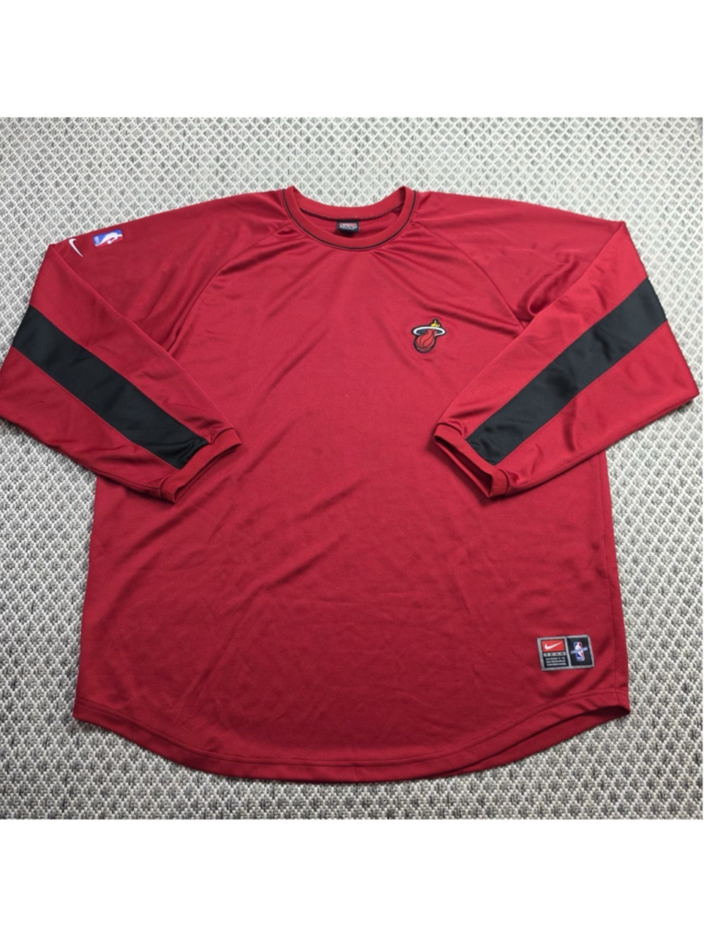Vintage Nike Team Miami Heat NBA Shooting Shirt Warm Up Red Long Sleeve Men XXL